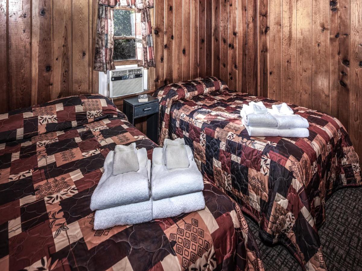 Destiny Cabin, 2 Bedrooms, Fireplace, Midtown, Sleeps 7 รุยโดโซ ภายนอก รูปภาพ